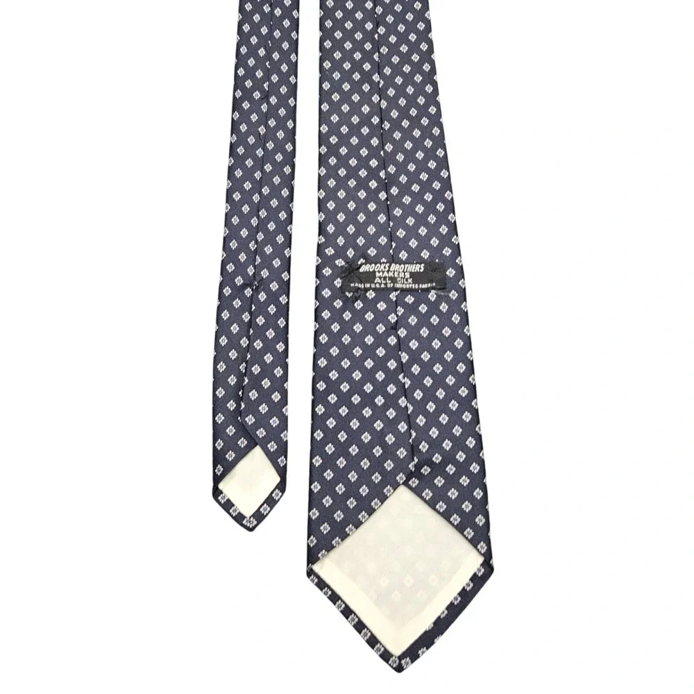 Brooks Brothers Silk Tie Navy Blue Floral Made in USA Office Career‎ Business